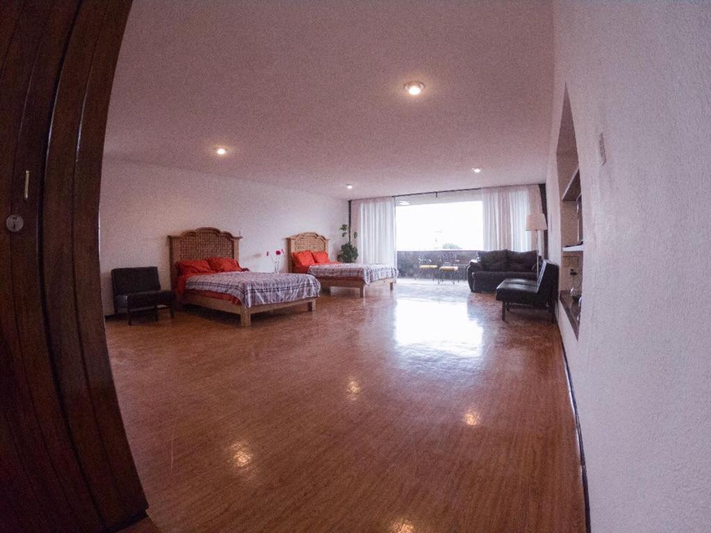 Suites Las Plazas Cuernavaca Bagian luar foto