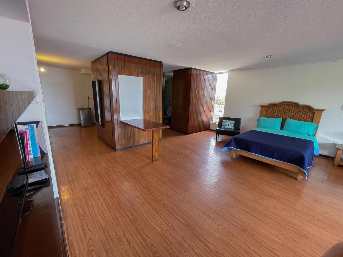 Suites Las Plazas Cuernavaca Bagian luar foto