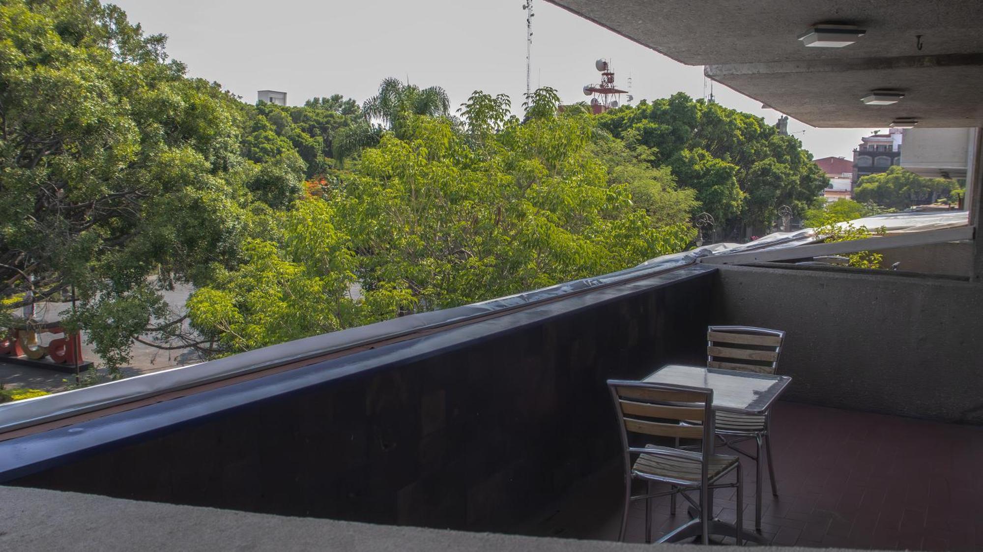 Suites Las Plazas Cuernavaca Bagian luar foto